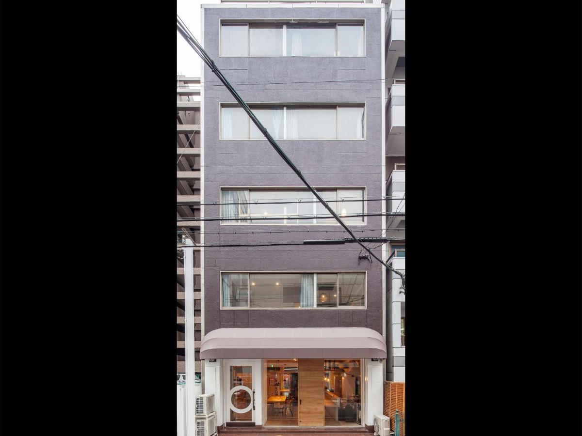 Beehive Hostel Osaka Bagian luar foto